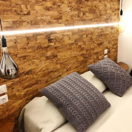 Arya Cagliari Hotel ภายนอก รูปภาพ