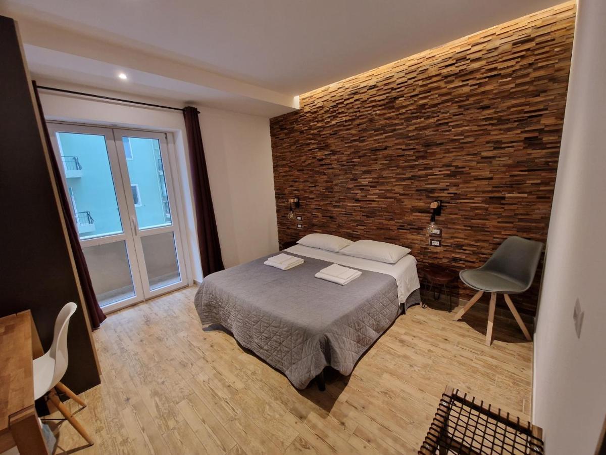 Arya Cagliari Hotel ภายนอก รูปภาพ