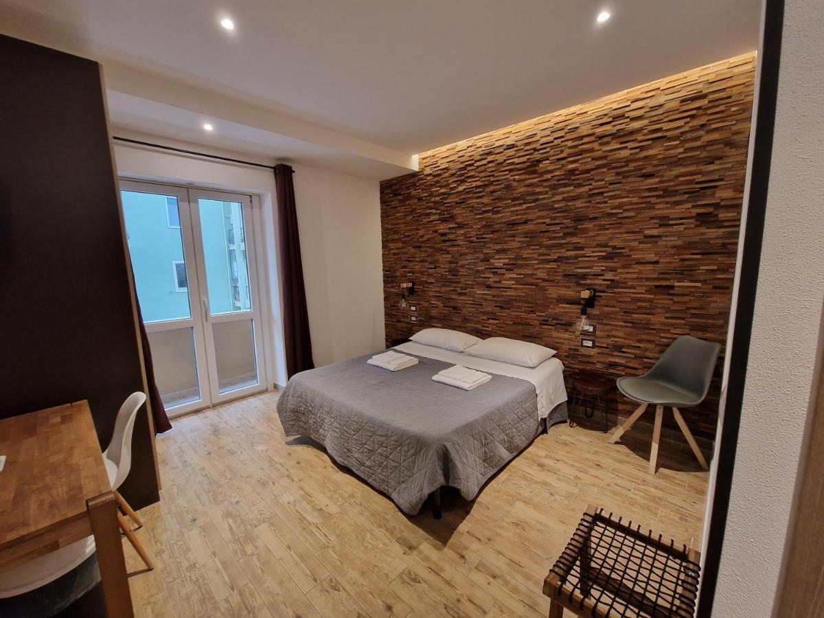 Arya Cagliari Hotel ภายนอก รูปภาพ
