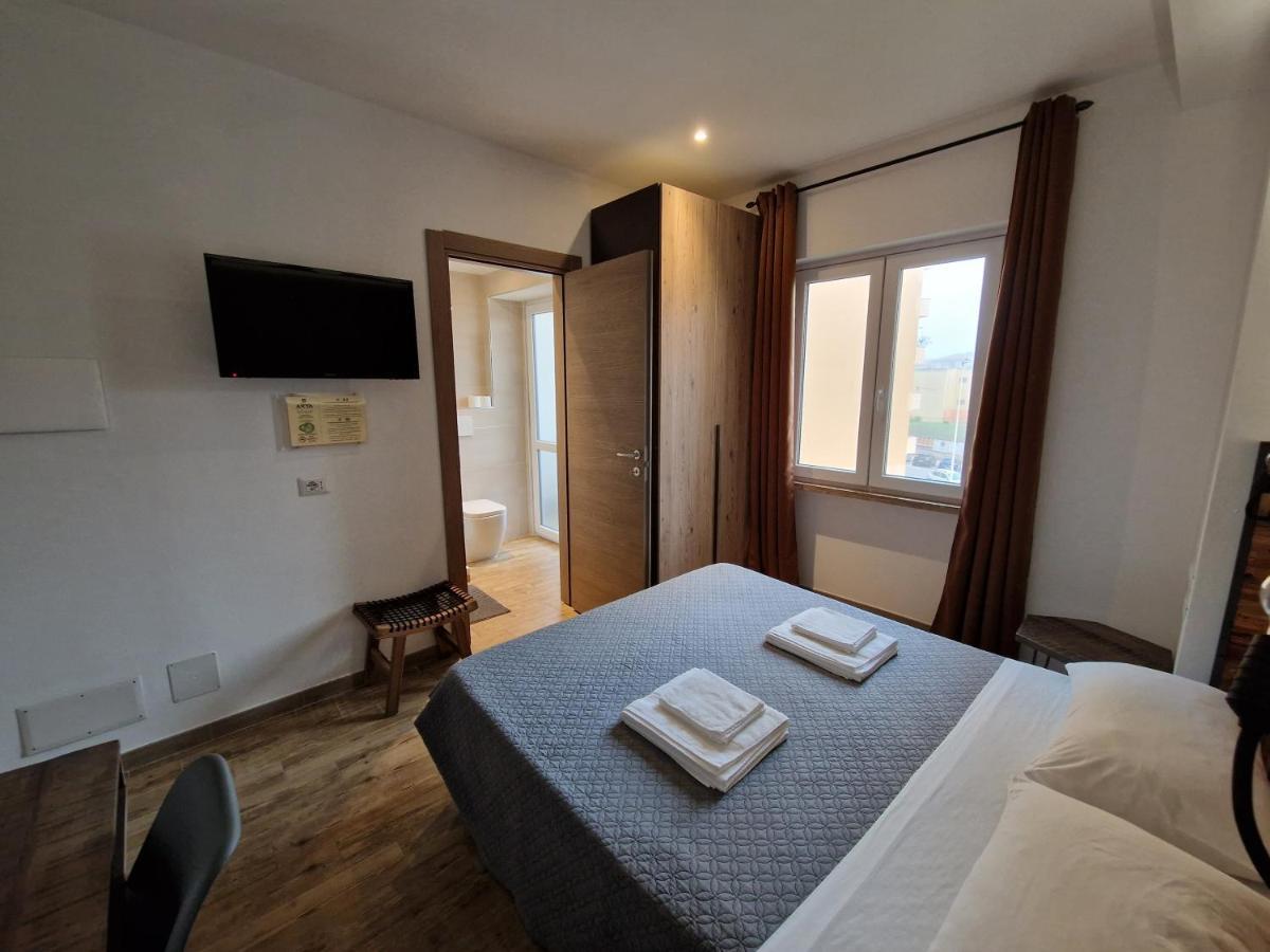 Arya Cagliari Hotel ภายนอก รูปภาพ