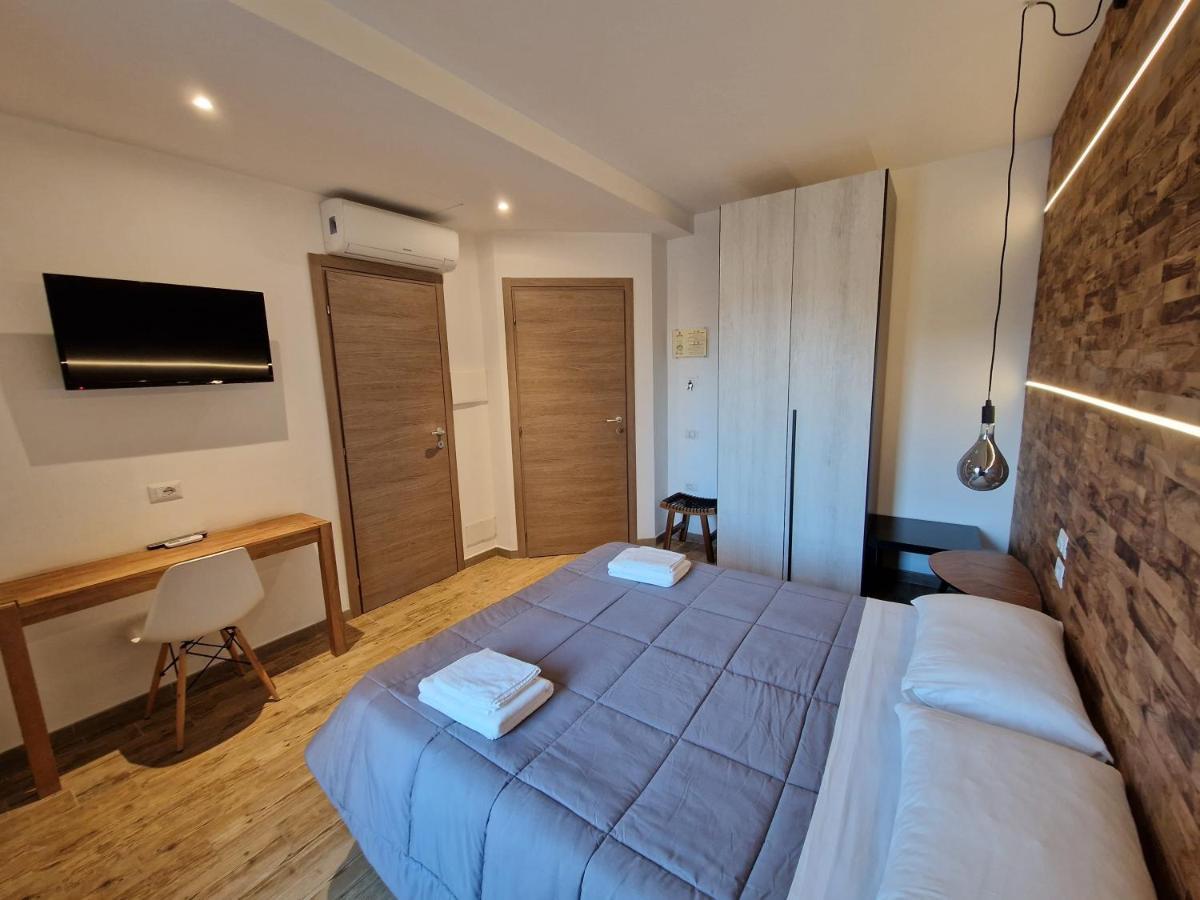 Arya Cagliari Hotel ภายนอก รูปภาพ