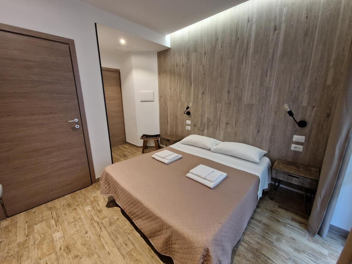 Arya Cagliari Hotel ภายนอก รูปภาพ