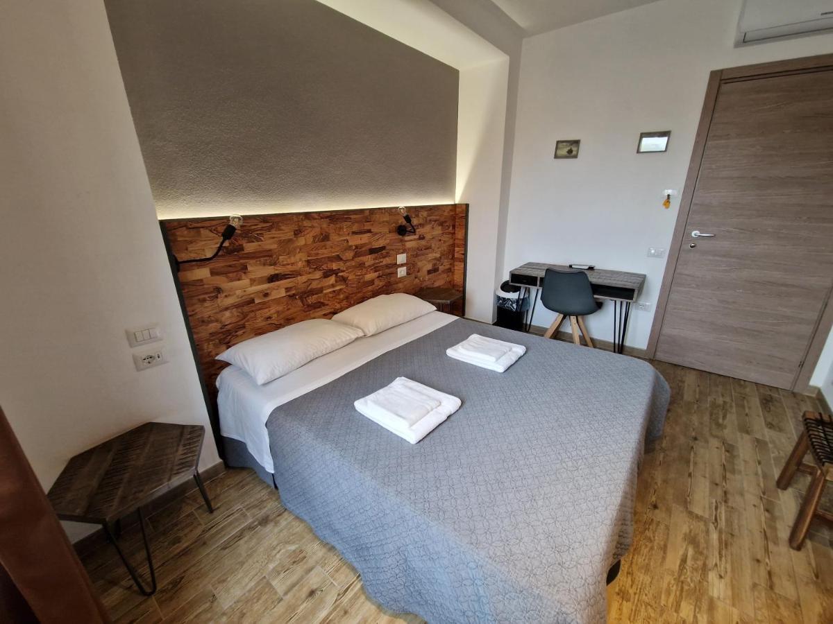 Arya Cagliari Hotel ภายนอก รูปภาพ