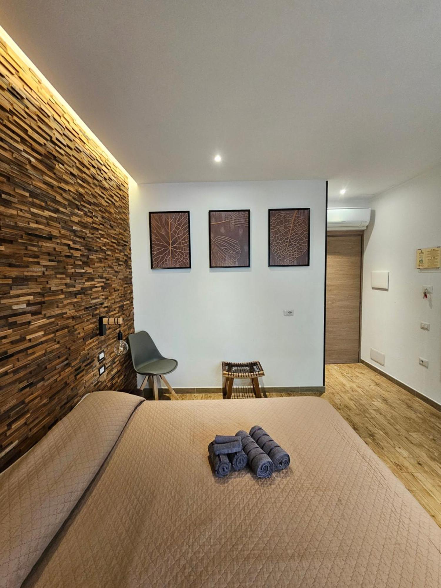 Arya Cagliari Hotel ภายนอก รูปภาพ