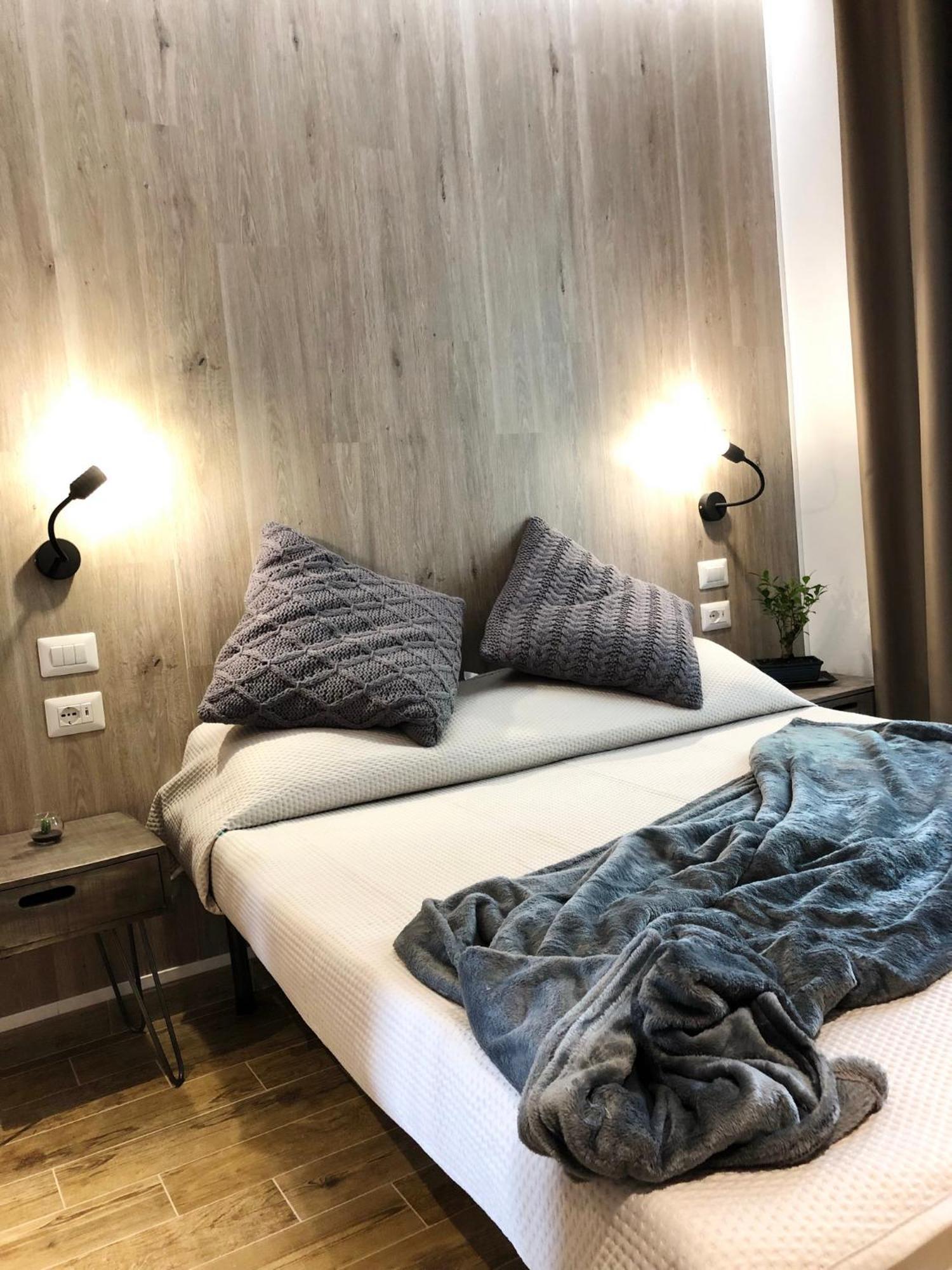 Arya Cagliari Hotel ภายนอก รูปภาพ