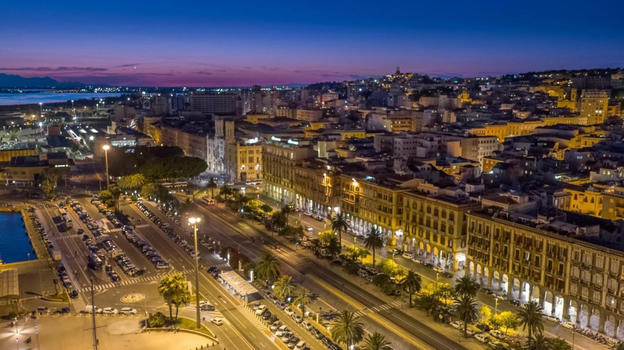 Arya Cagliari Hotel ภายนอก รูปภาพ